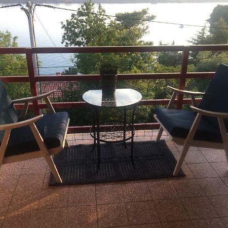 Apartman Cvenkica Omisalj Exterior photo